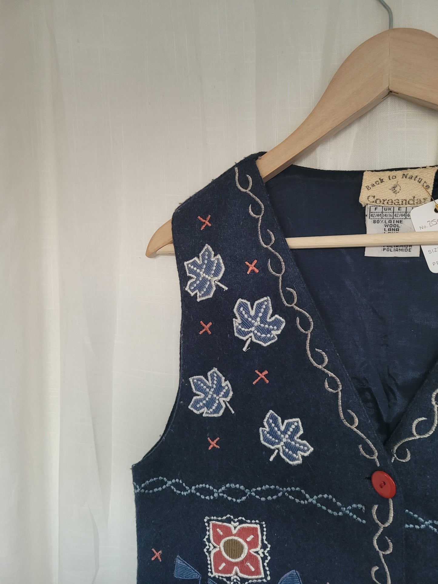 Leaves in the Wind π - vintage vest with embroidered leaves and shapes - size M