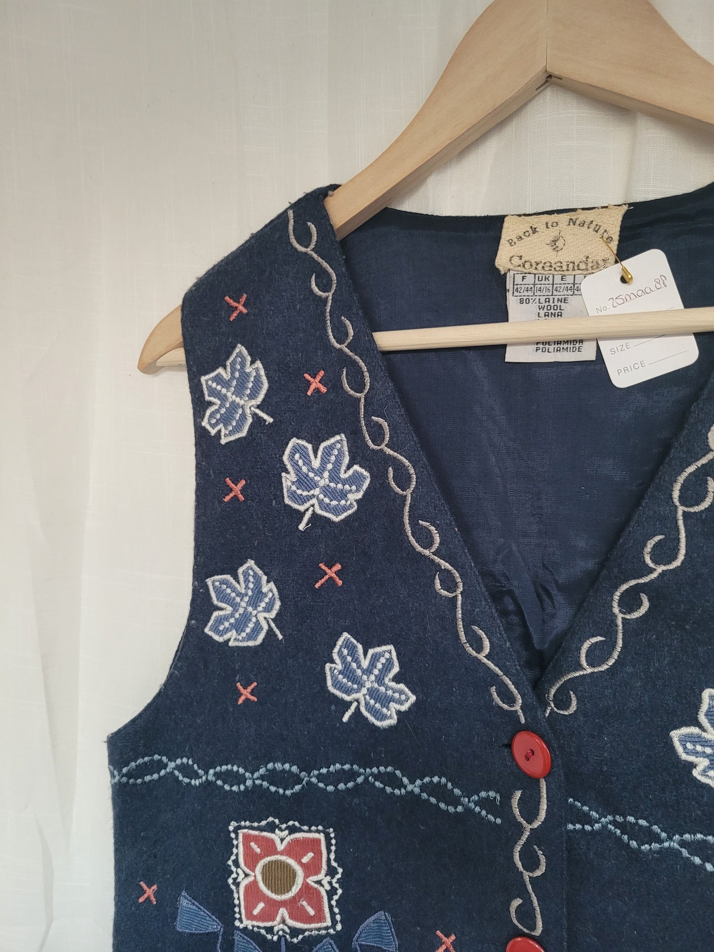 Leaves in the Wind π - vintage vest with embroidered leaves and shapes - size M