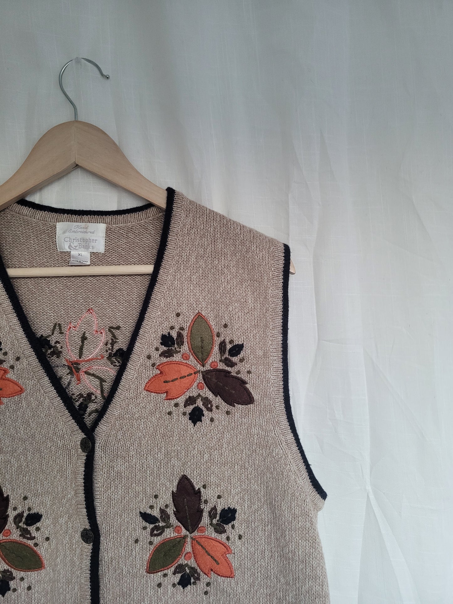 Autumn Patchwork π - vintage autumn spencer with embroidered/patchwork leaves - size M/L