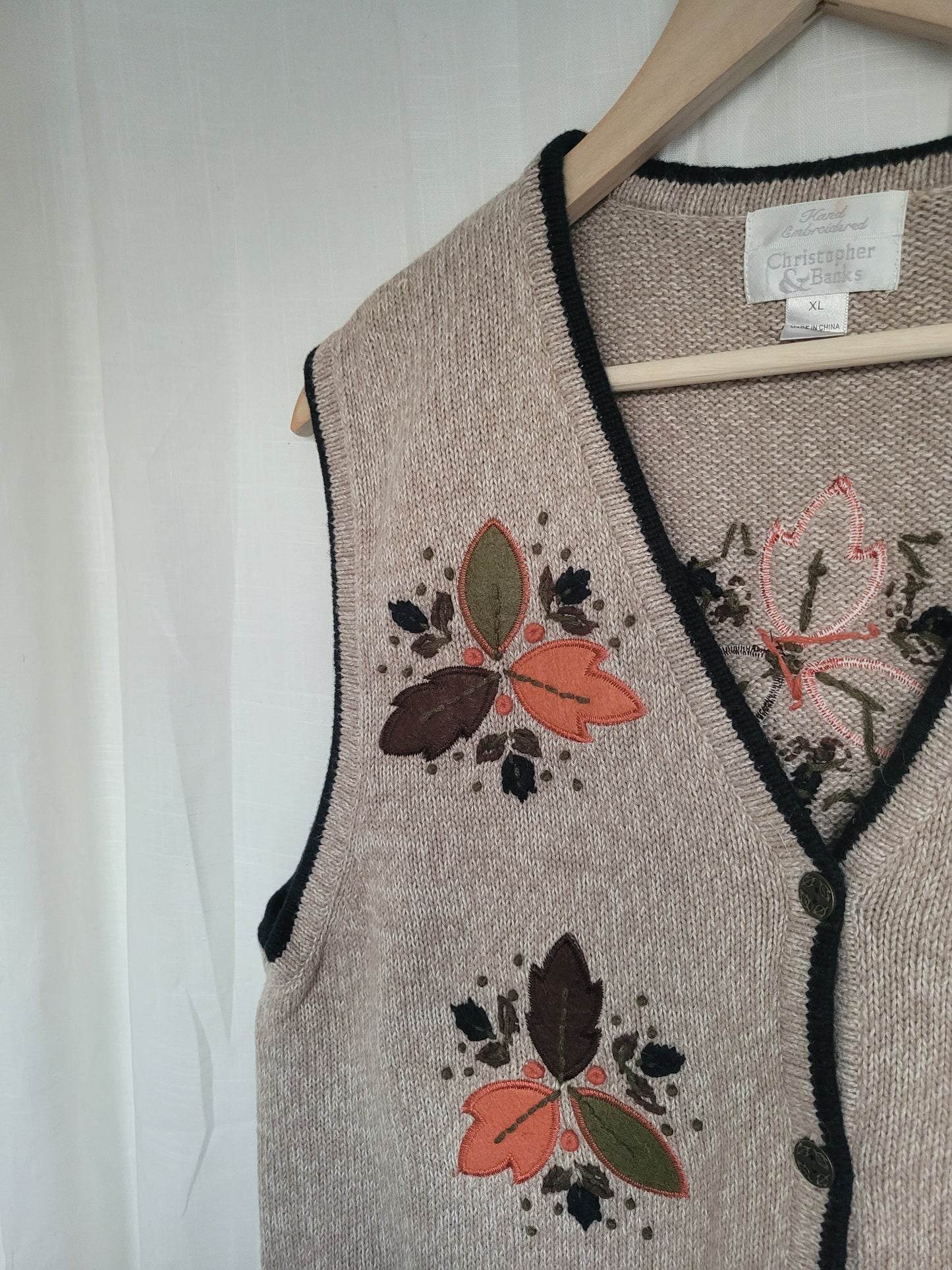 Autumn Patchwork π - vintage autumn spencer with embroidered/patchwork leaves - size M/L
