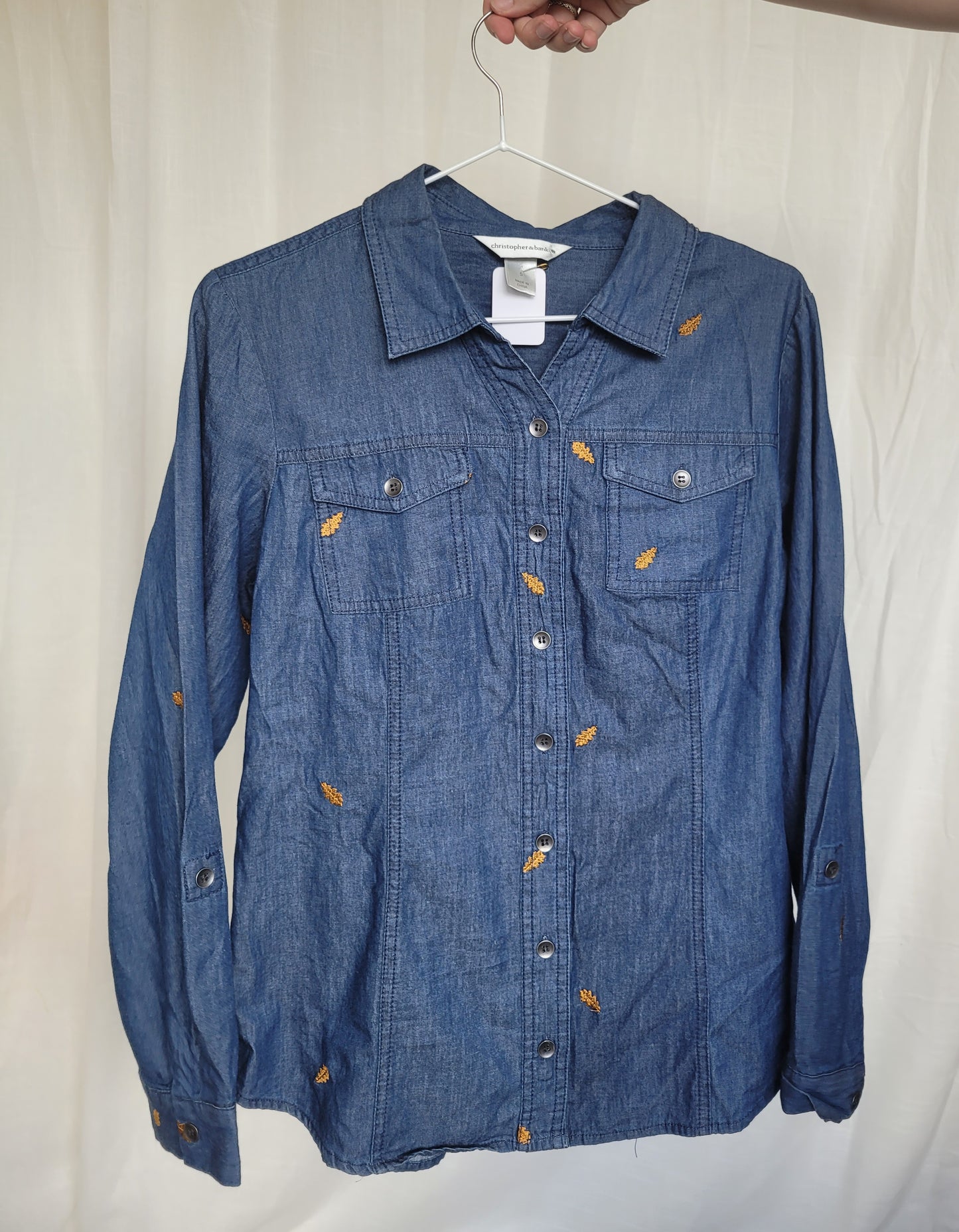 Falling for Denim π - vintage denim blouse with embroidered leaves - size S