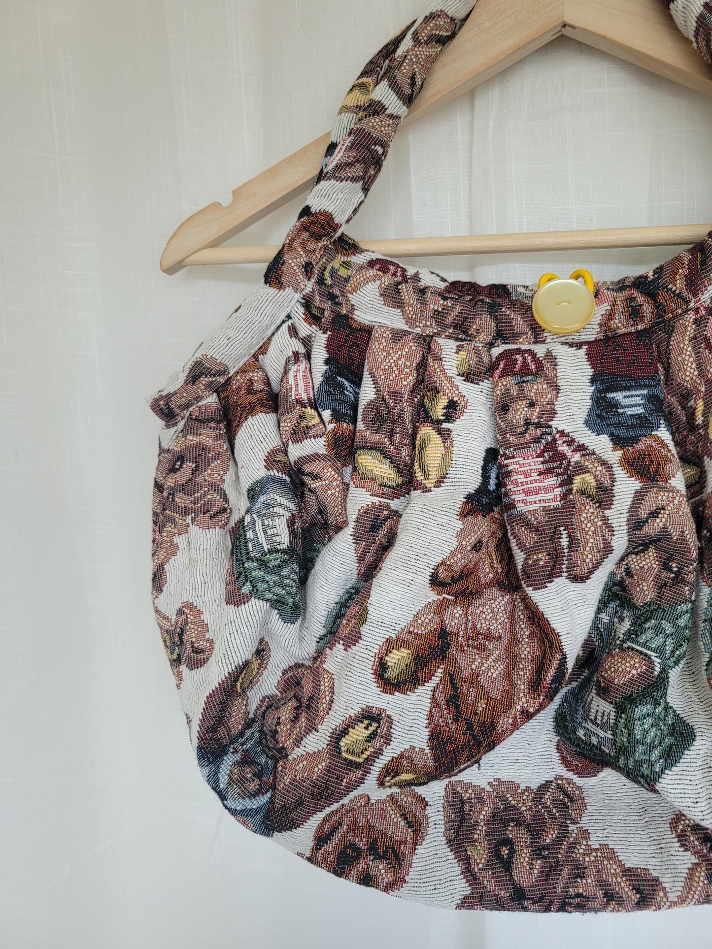 The Bear Pair Bag 🧸 - vintage tapestry bag with bear print