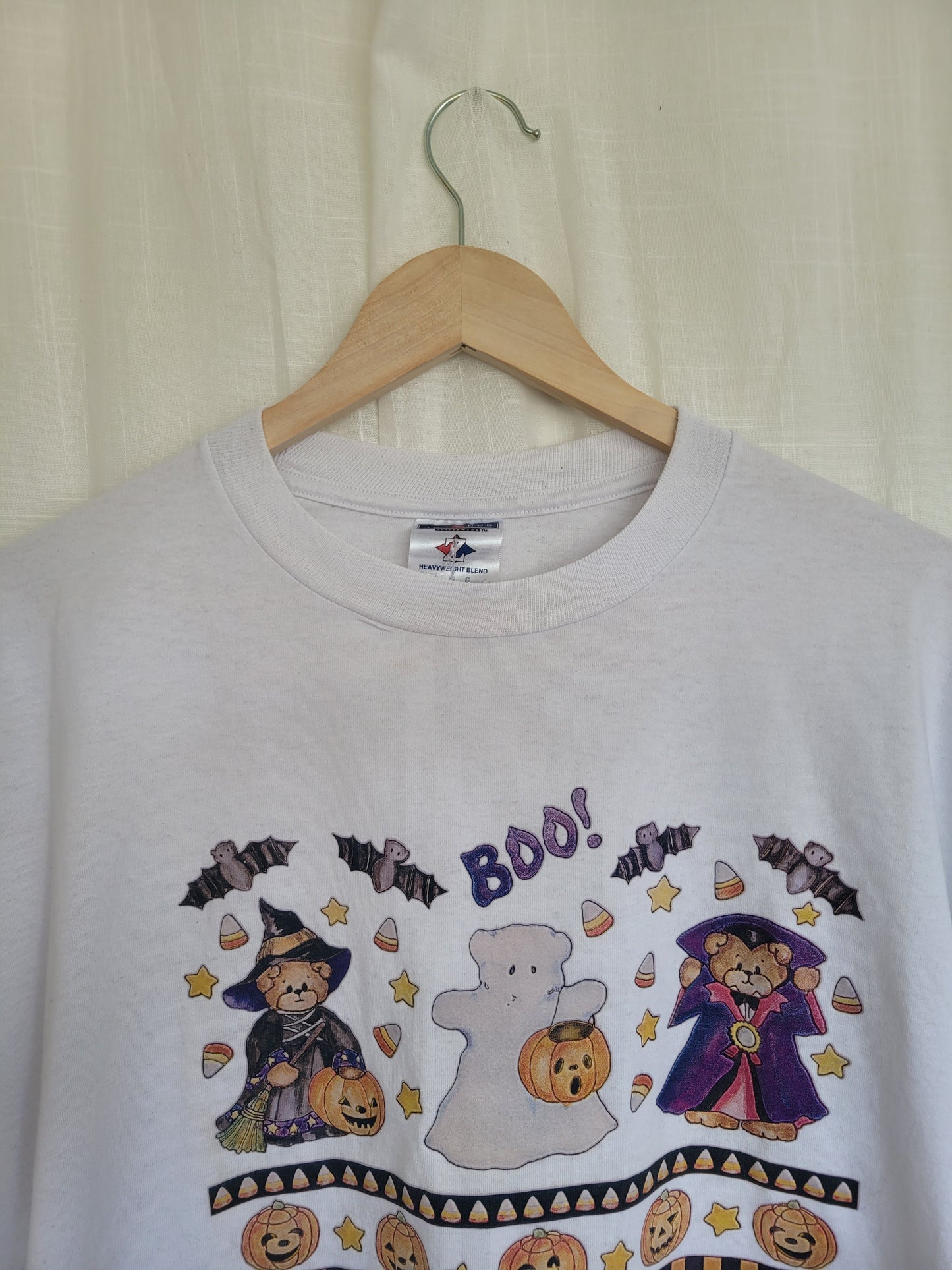 Boo Crew Bears 🧸 - vintage t-shirt with Halloween bears - size L