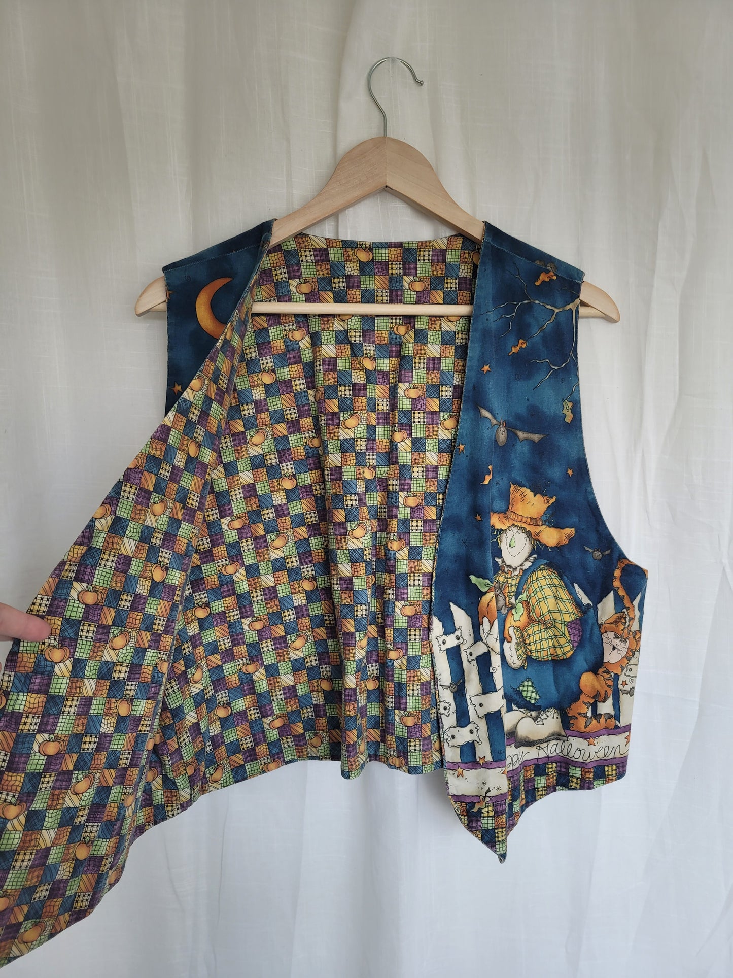 Witching Hour π - reversible vintage Halloween vest - size L/XL