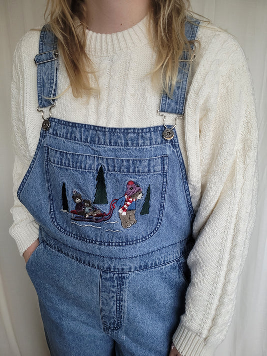 ๐ฒ Winter Woodland - vintage denim dungarees with cozy winter image - size L