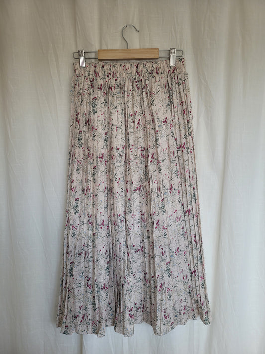 💗 Blush Bloom - vintage skirt with flower pattern - size M/L