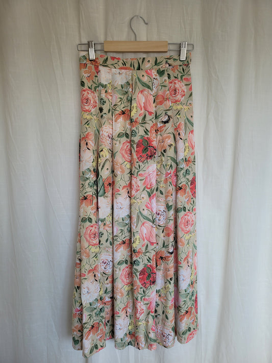 🌸 Blushing Garden - vintage skirt with flower pattern - size S