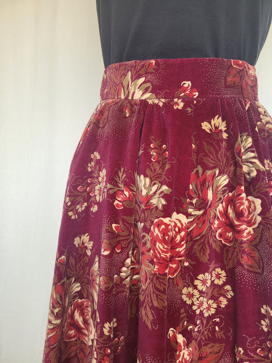 🌙 Midnight Rose Garden - flowy vintage velvet skirt - size M