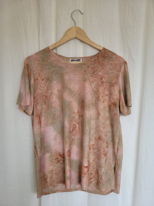 🌸 Soft Glow Florals - vintage shirt with embroidered pattern - size M/L