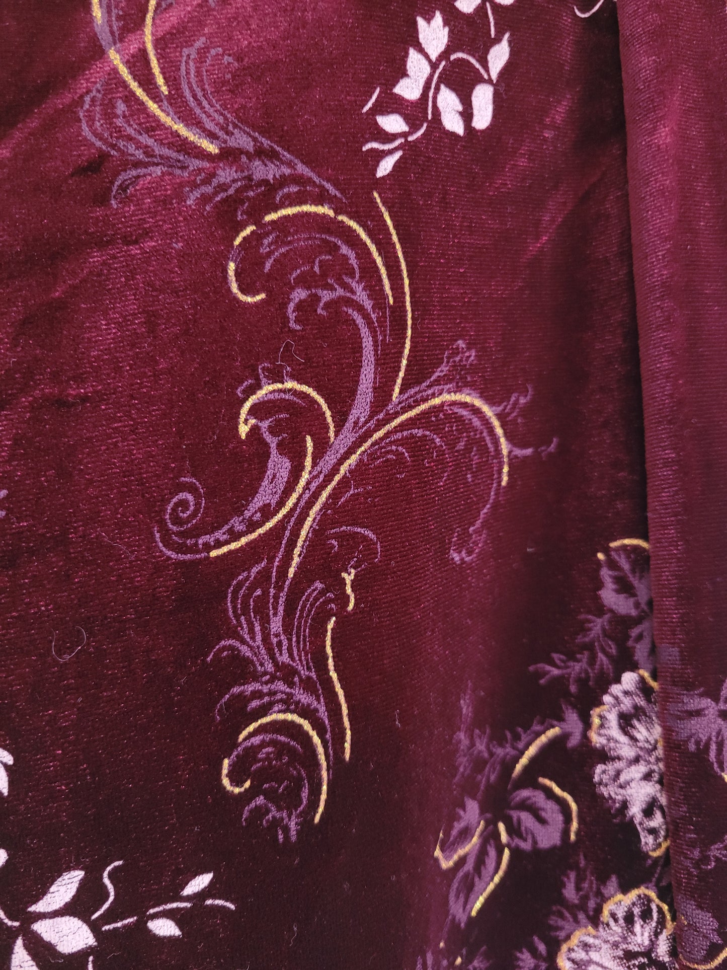 π€ Velvet Night - long velvet vintage skirt with front and back slits and flower patterns - size M