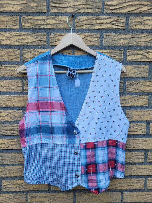 🌿 Checks & Blooms - vintage denim/patchwork gilet (Perfectly Imperfect) - size L