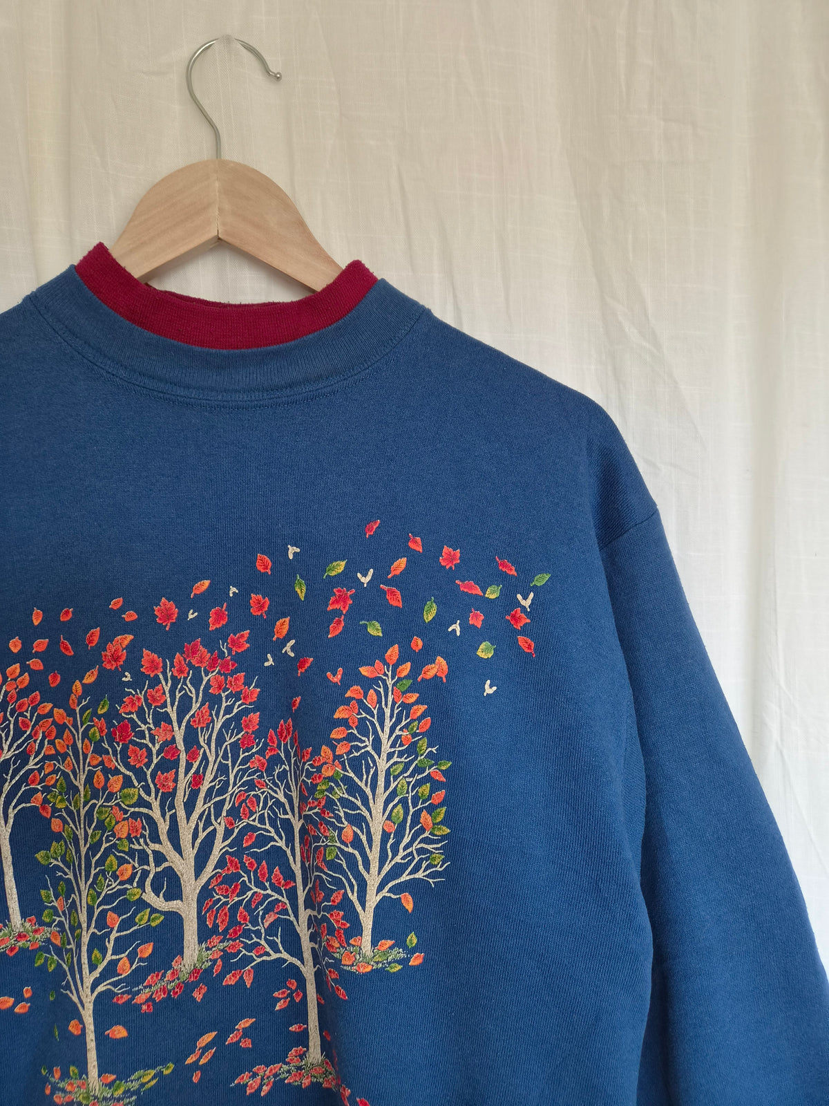 π€ Where the Leaves Turn - vintage blue crewneck sweater with autumn landscape - size S
