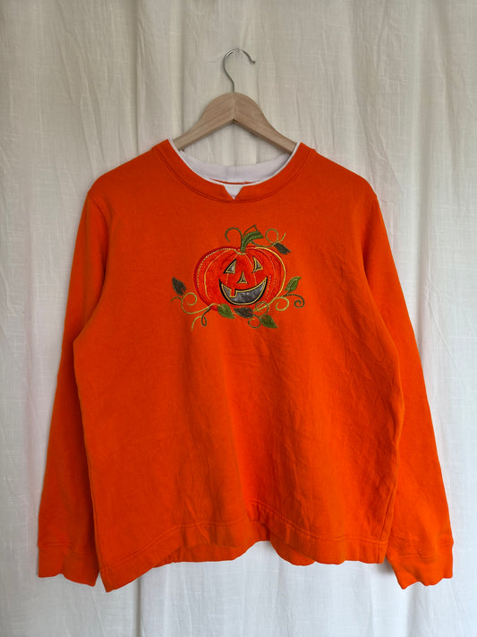 🎃 The Cosy Jack-o'-Lantern - vintage orange crewneck sweater with patchwork/embroidered jack-o'-lantern - size L