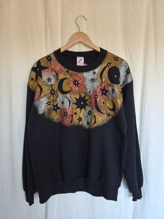 π The Celestial Collector - vintage crewneck sweater with moon, stars and sun silhouettes - size L