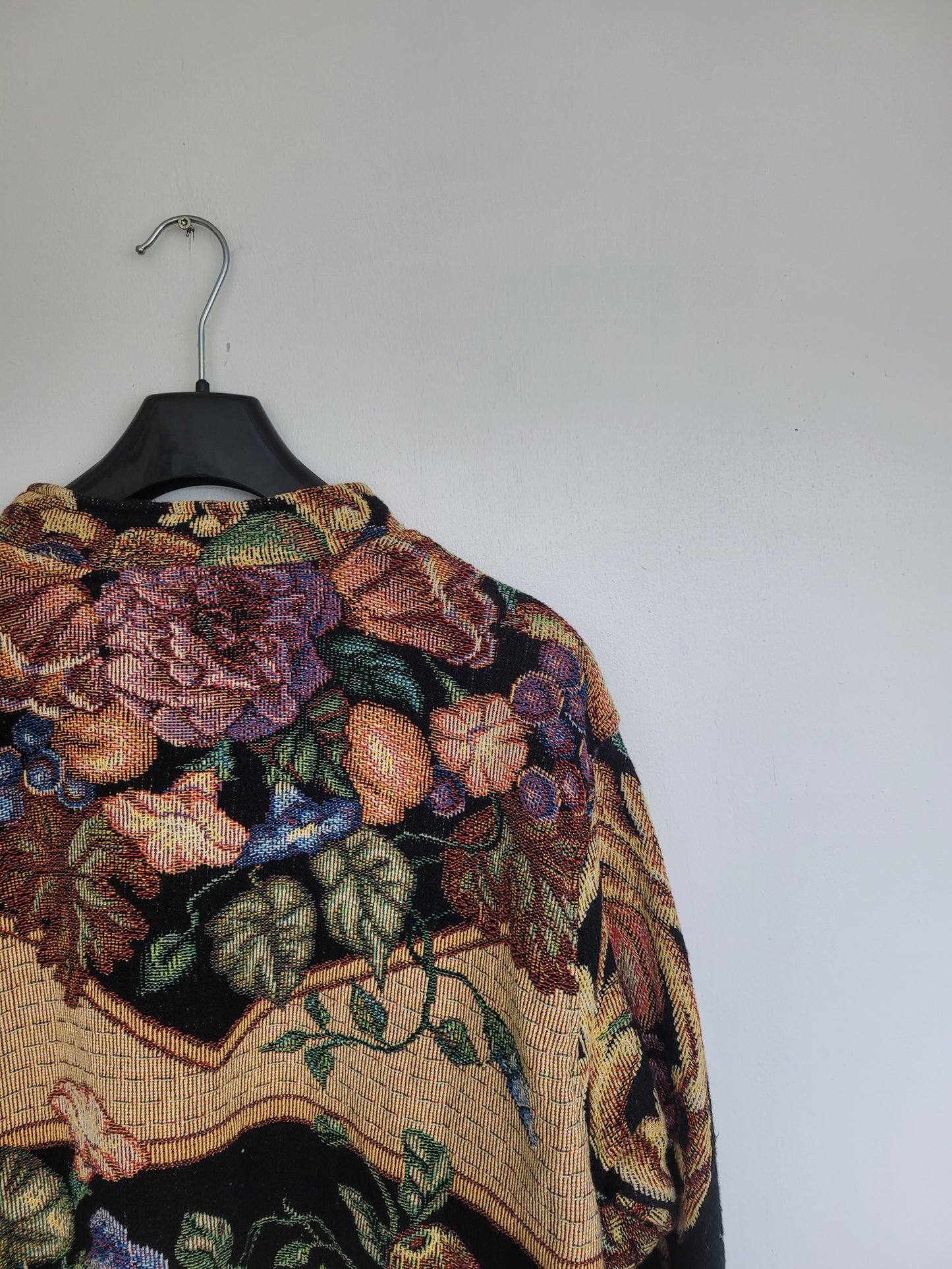 Baroque Botanica - vintage tapestry jasje met prachtige fruit print - maat L