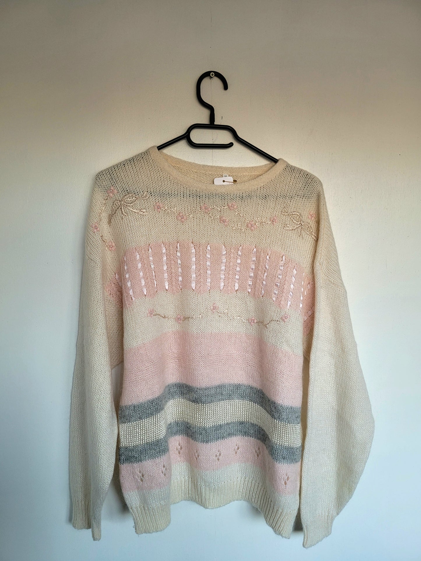 Soft Pink Blossoms trui - M