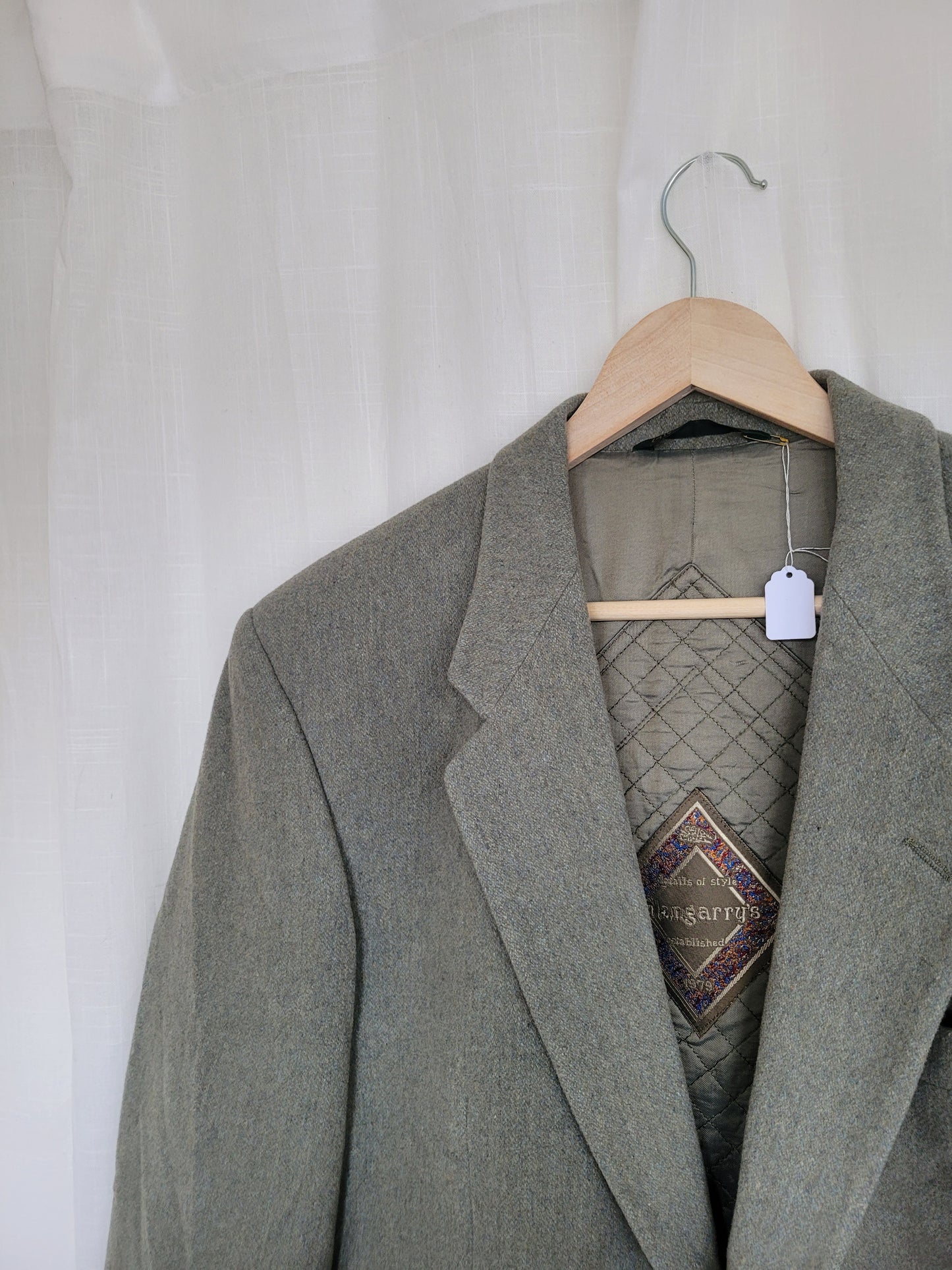 π
Whispers of Dawn - vintage green/grey blazer - size L/XL