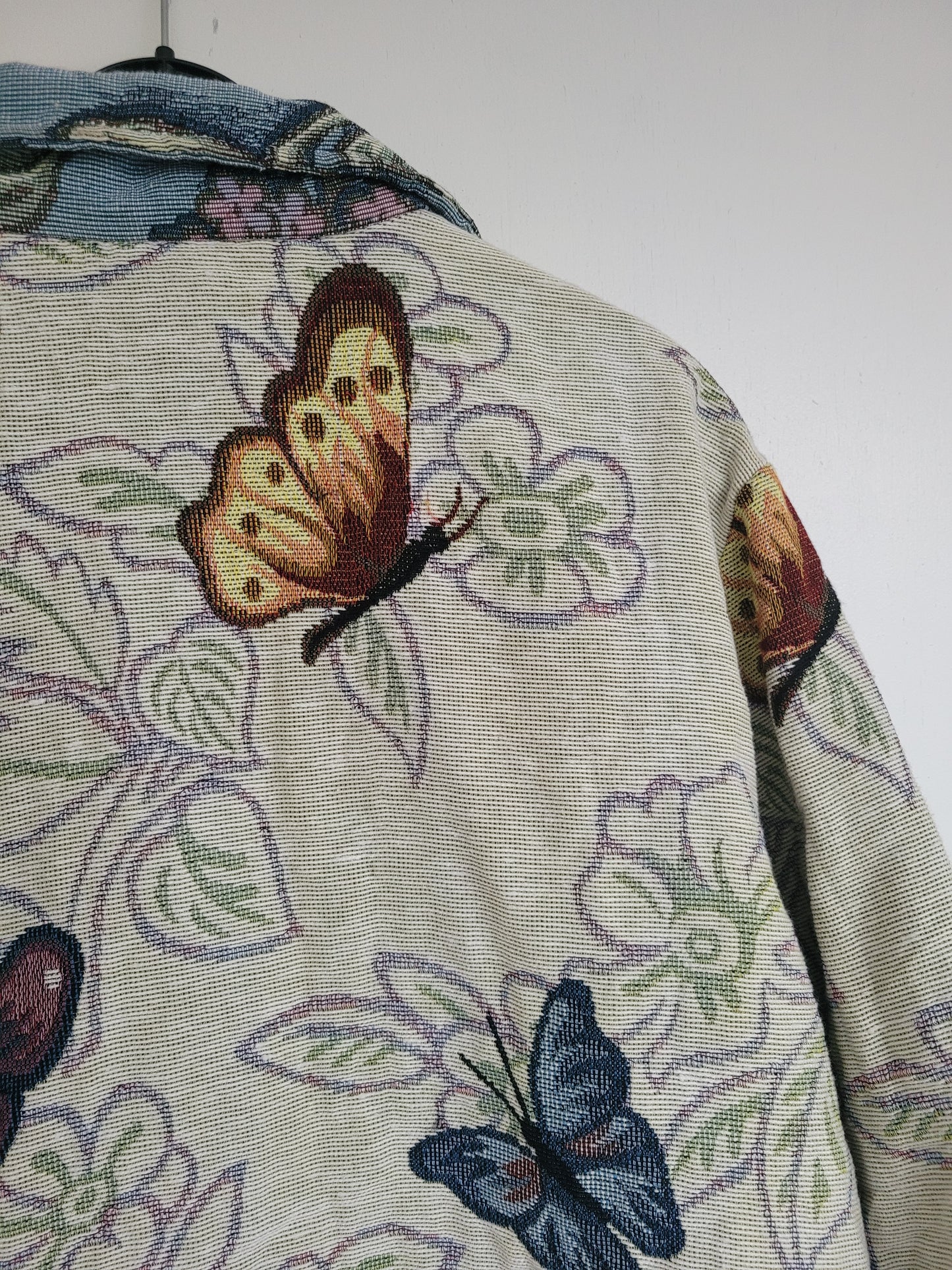 Wings & Whispers 🦋 - vintage geweven jasje met vlinder patroon - maat M-L-XL