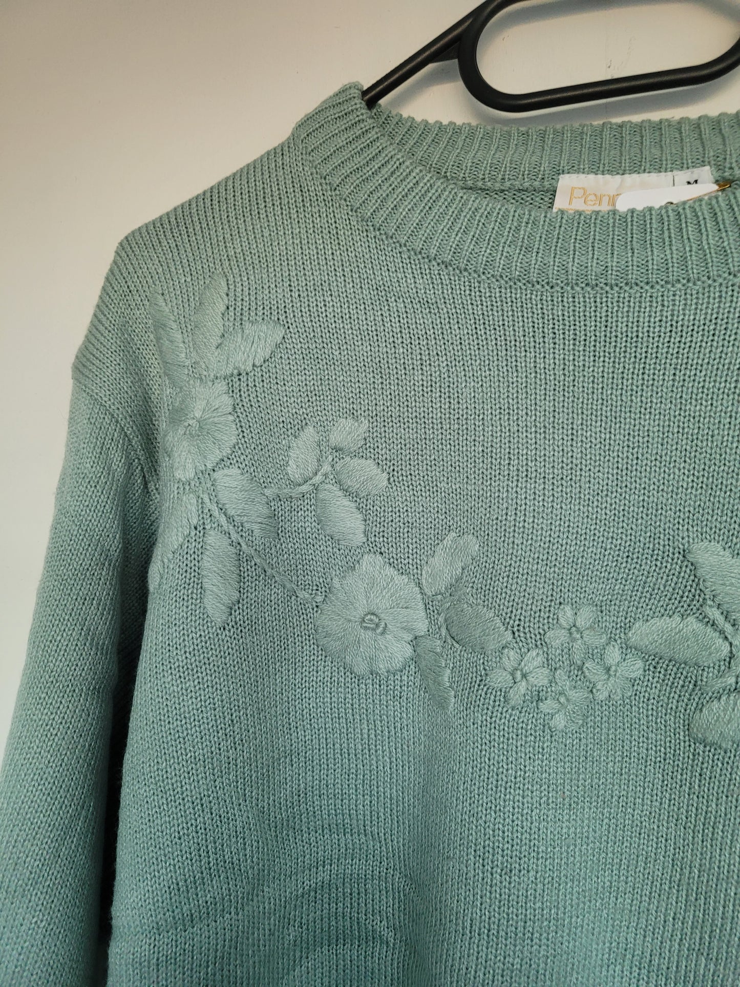 Soft Blue Flowers trui - M