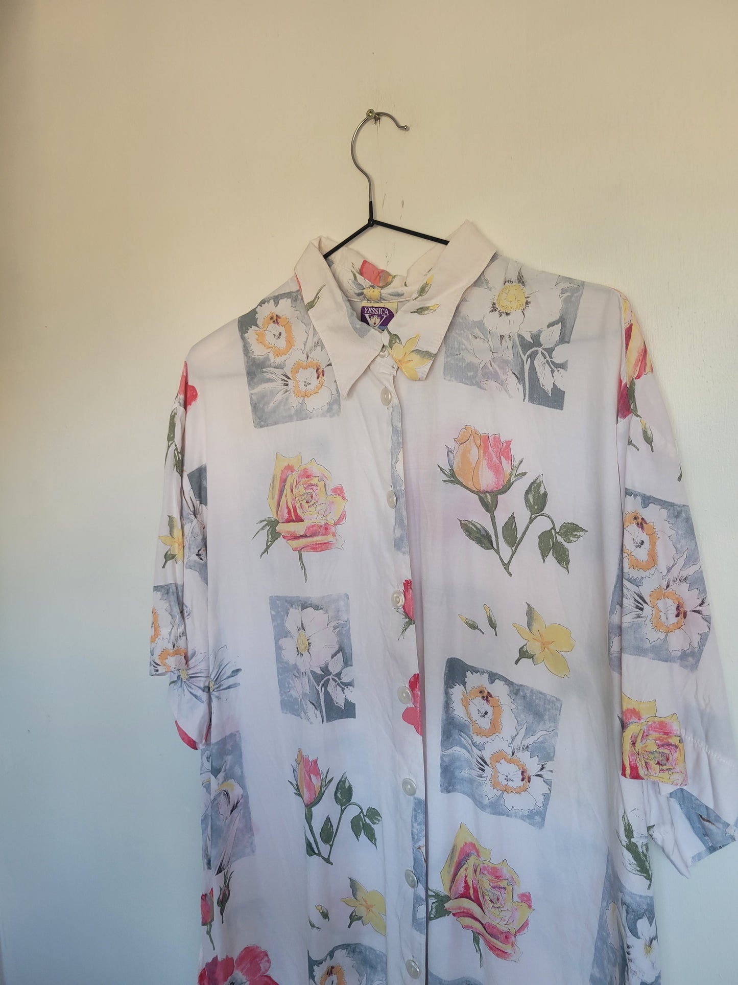 Just a Sketch - vintage blouse met geschetste bloemen afbeeldingen - maat XL