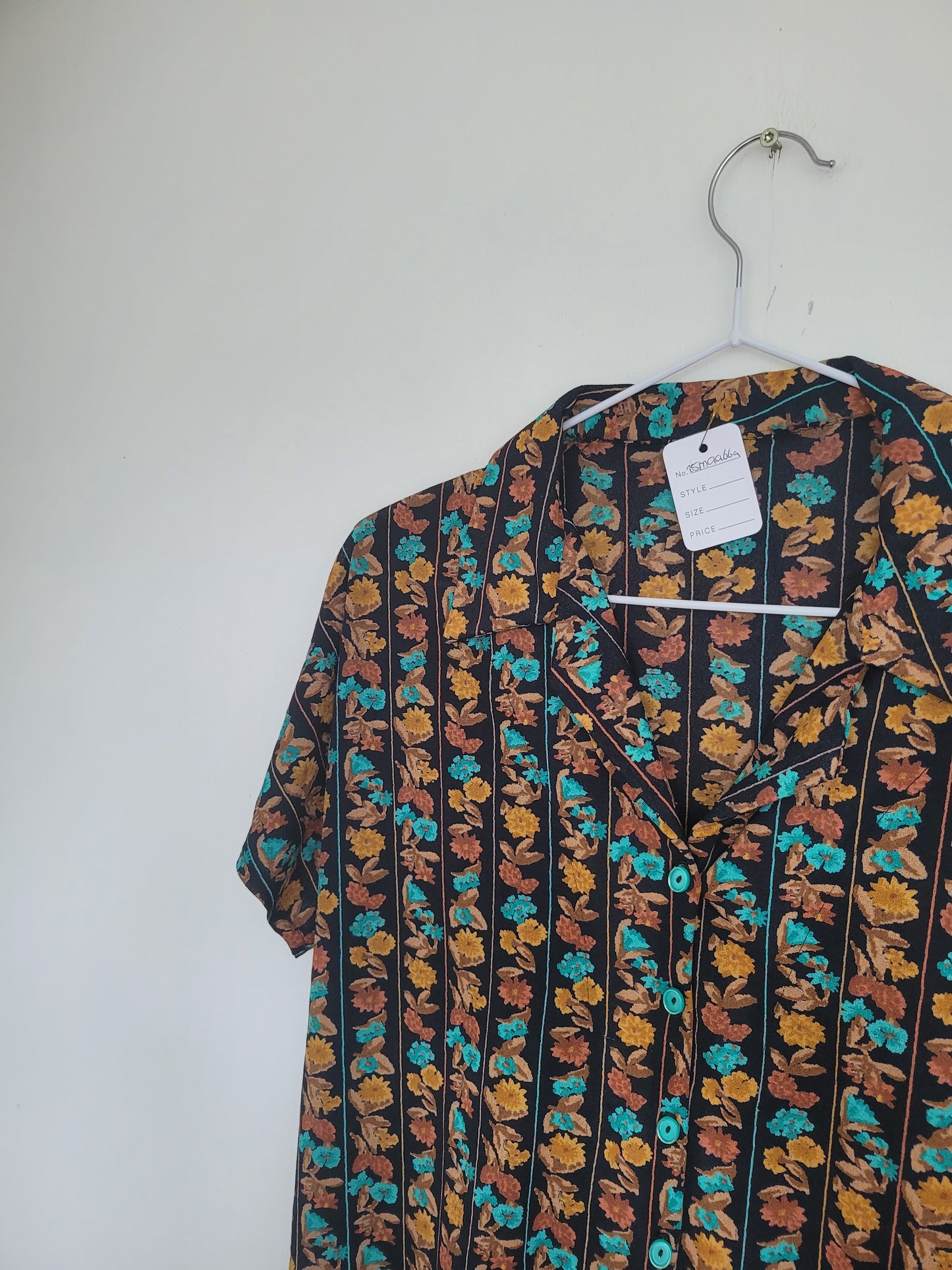 Flower My Dear - vintage blouse met oranje/bruin bloemen patroon - maat S/M