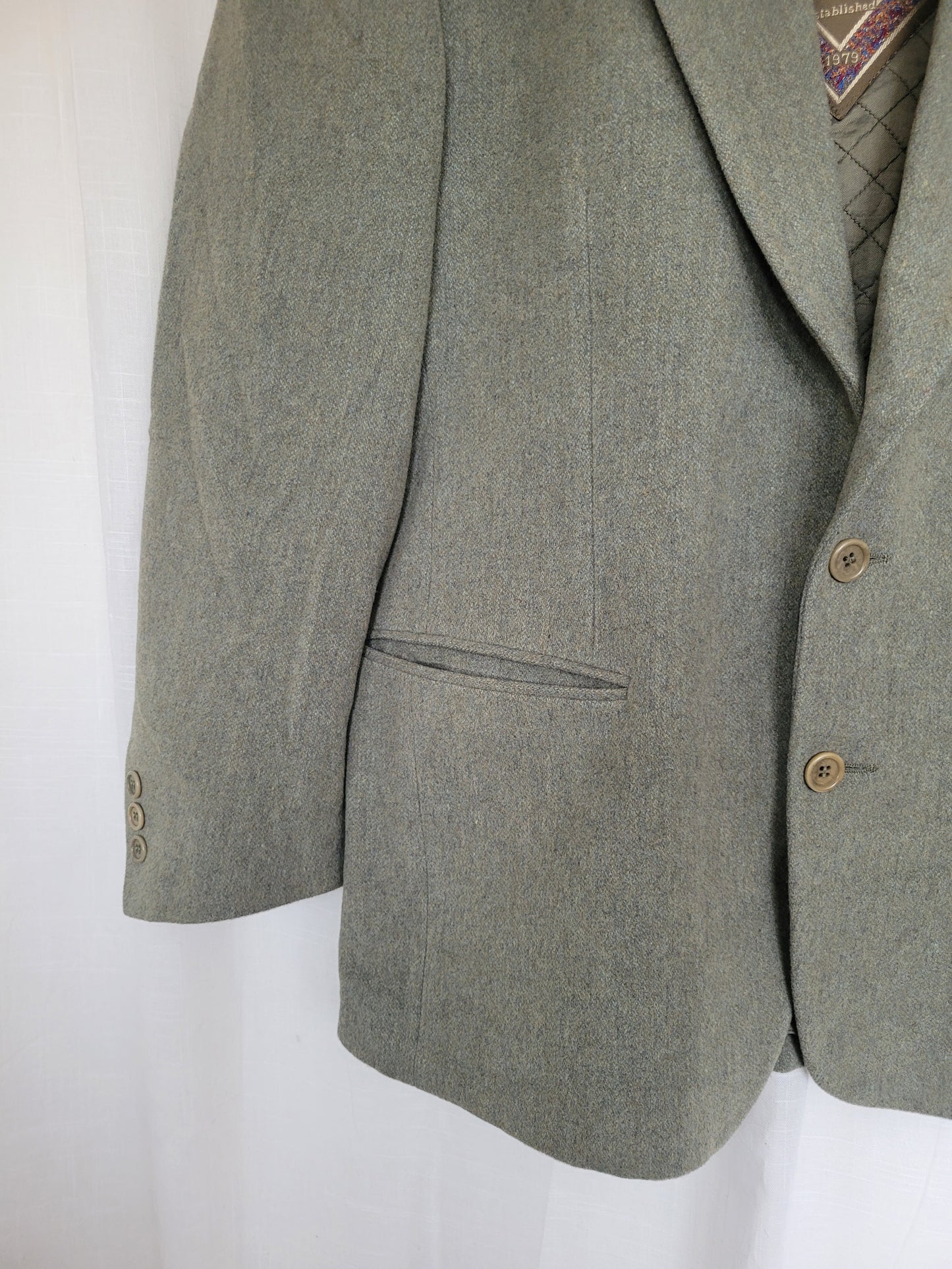 π
Whispers of Dawn - vintage green/grey blazer - size L/XL