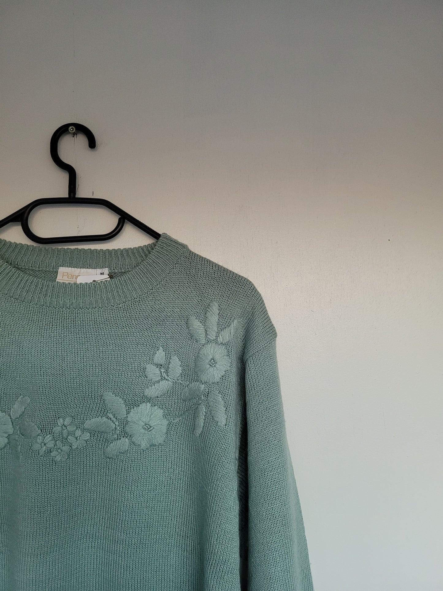 Soft Blue Flowers trui - M