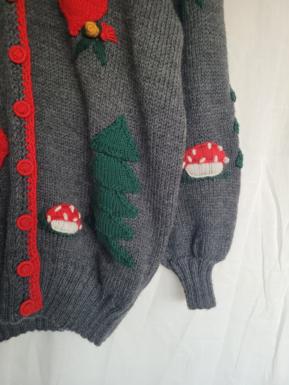 Mushroom Meadow 🍄 - vintage cardigan with mushrooms, pinetrees and hearts - size L