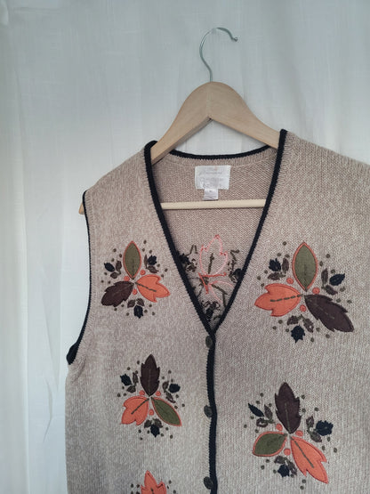Autumn Patchwork 🍁 - vintage autumn spencer with embroidered/patchwork leaves - size M/L