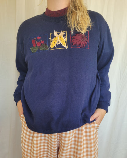 Harvest Hues 🍂 - vintage dark blue crewneck sweater with autumn embroidery - size M/L