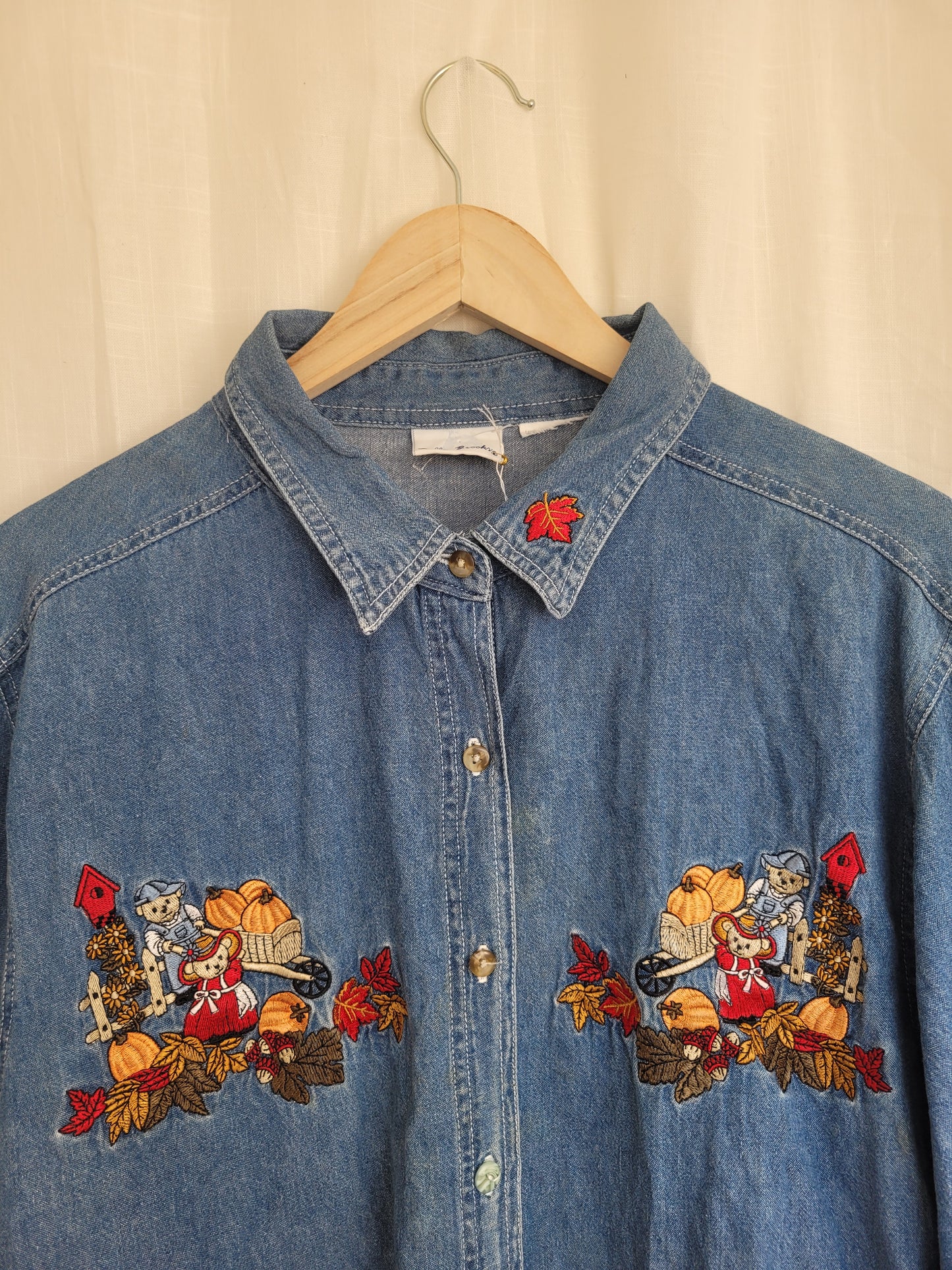 Pumpkin Patch Tales 🐻 - vintage denim blouse with embroidered pumpkin picking bears - size XL