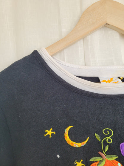 Glitter & Gourd Magic ✨ - vintage Halloween crewneck sweater - size L/XL