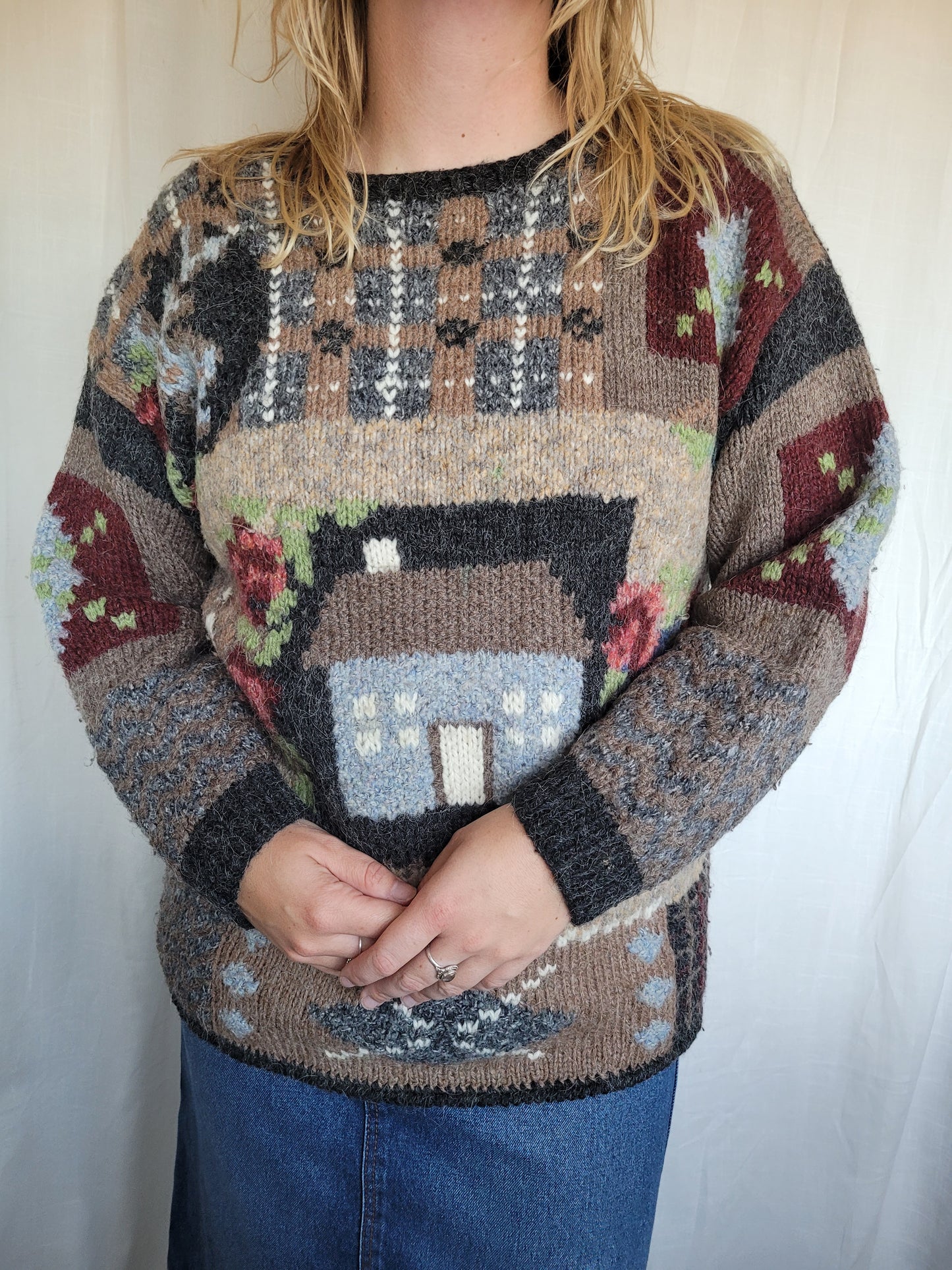 🐑 Shepherd’s Cottage - vintage knitted sweater with cute details - size L