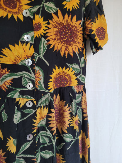 🌻 Sunlit Farewell - vintage dress with sunflower design - size S/M