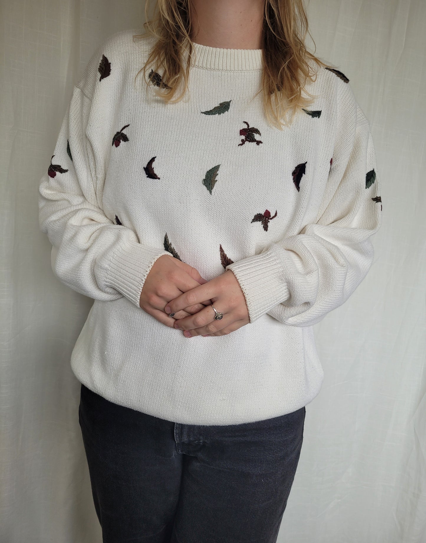 🍂 Whispers of Autumn Breeze - vintage knitted sweater with embroidered leaves - size L/XL