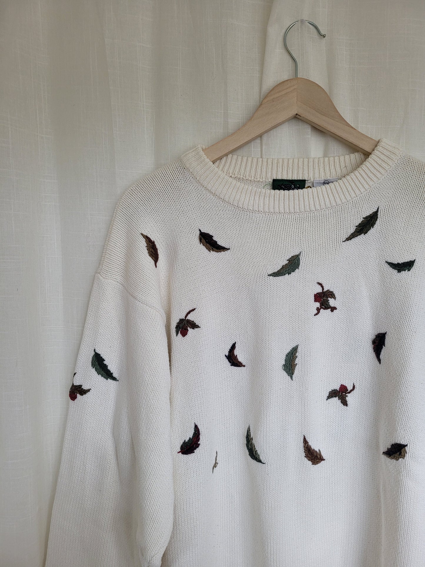 🍂 Whispers of Autumn Breeze - vintage knitted sweater with embroidered leaves - size L/XL