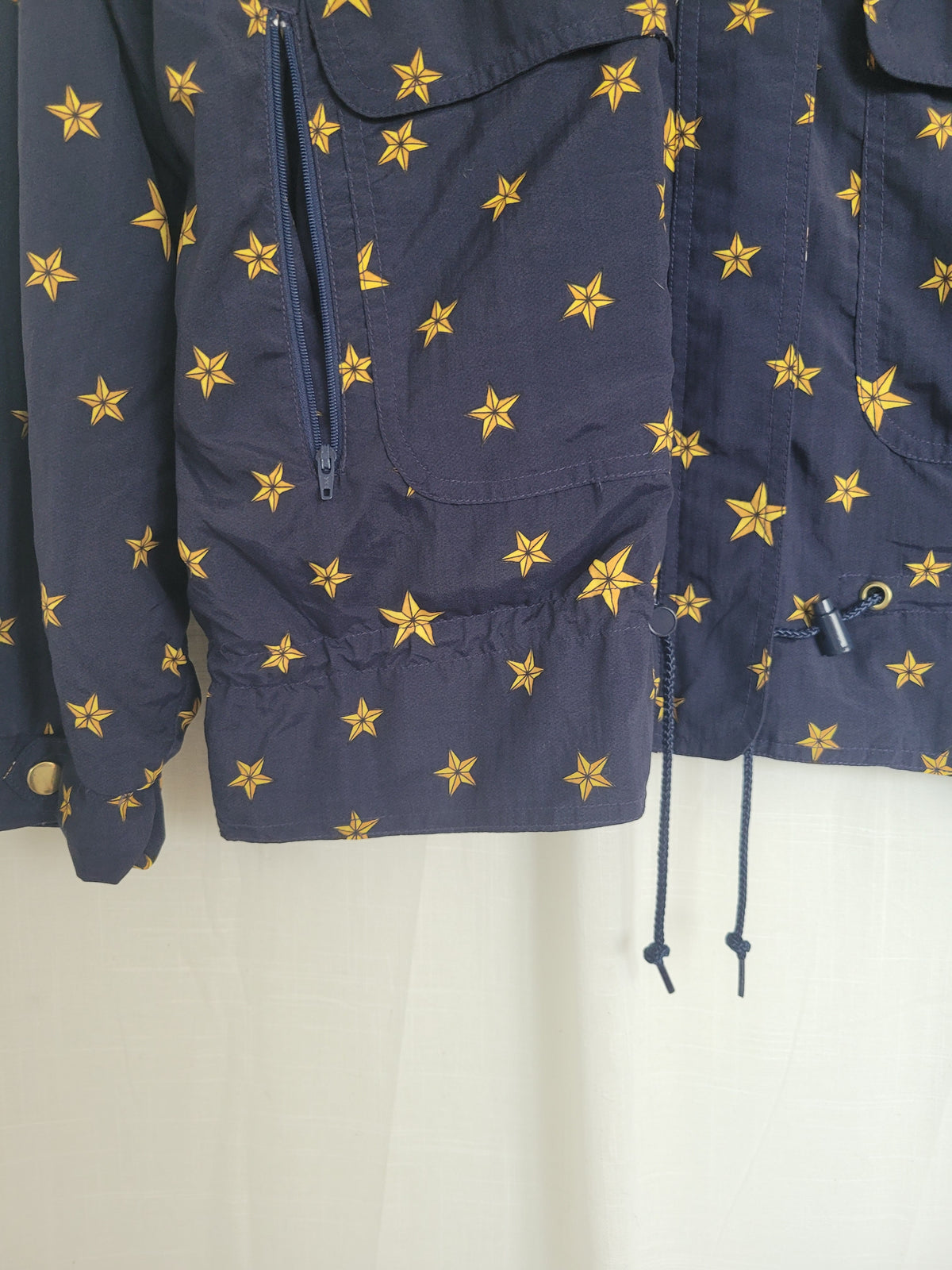 ✨ Chasing Constellations - vintage dark blue jacket with star pattern - size XL