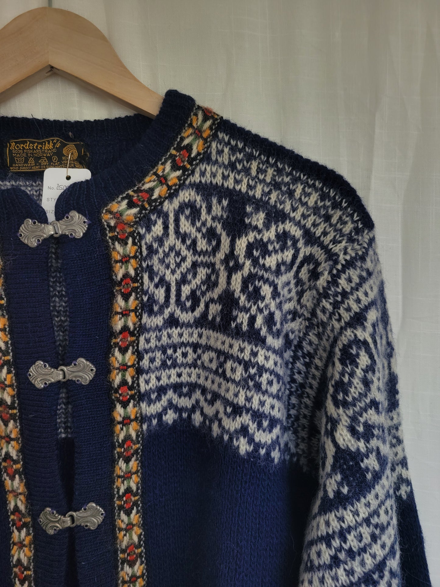❄️ Northern Skies - Norwegian knitted cardigan - size S/M