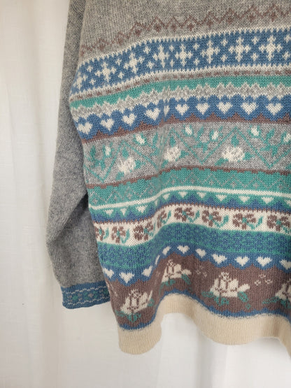 🌫️ Under Soft Blue Shadows - vintage knitted woolen sweater with patterns - size M/L