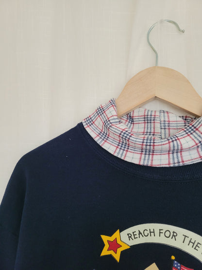 💙 A+ Sweater Club - vintage crewneck sweater with school themed images - size L