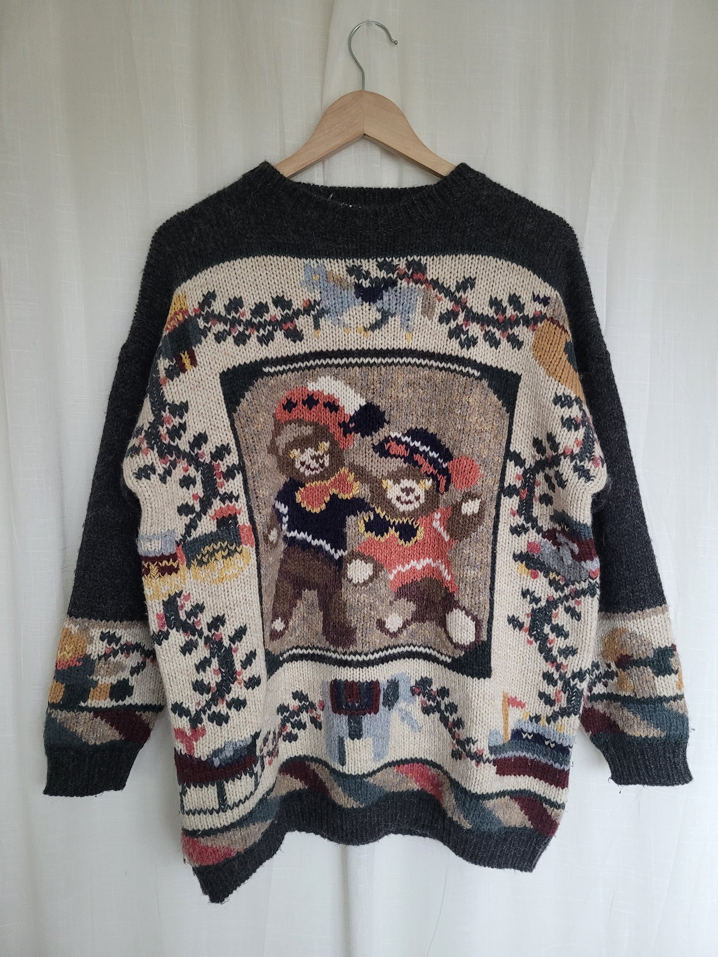 🧸 The Beary Best Days - vintage knitted sweater with the cutest bear image - size L