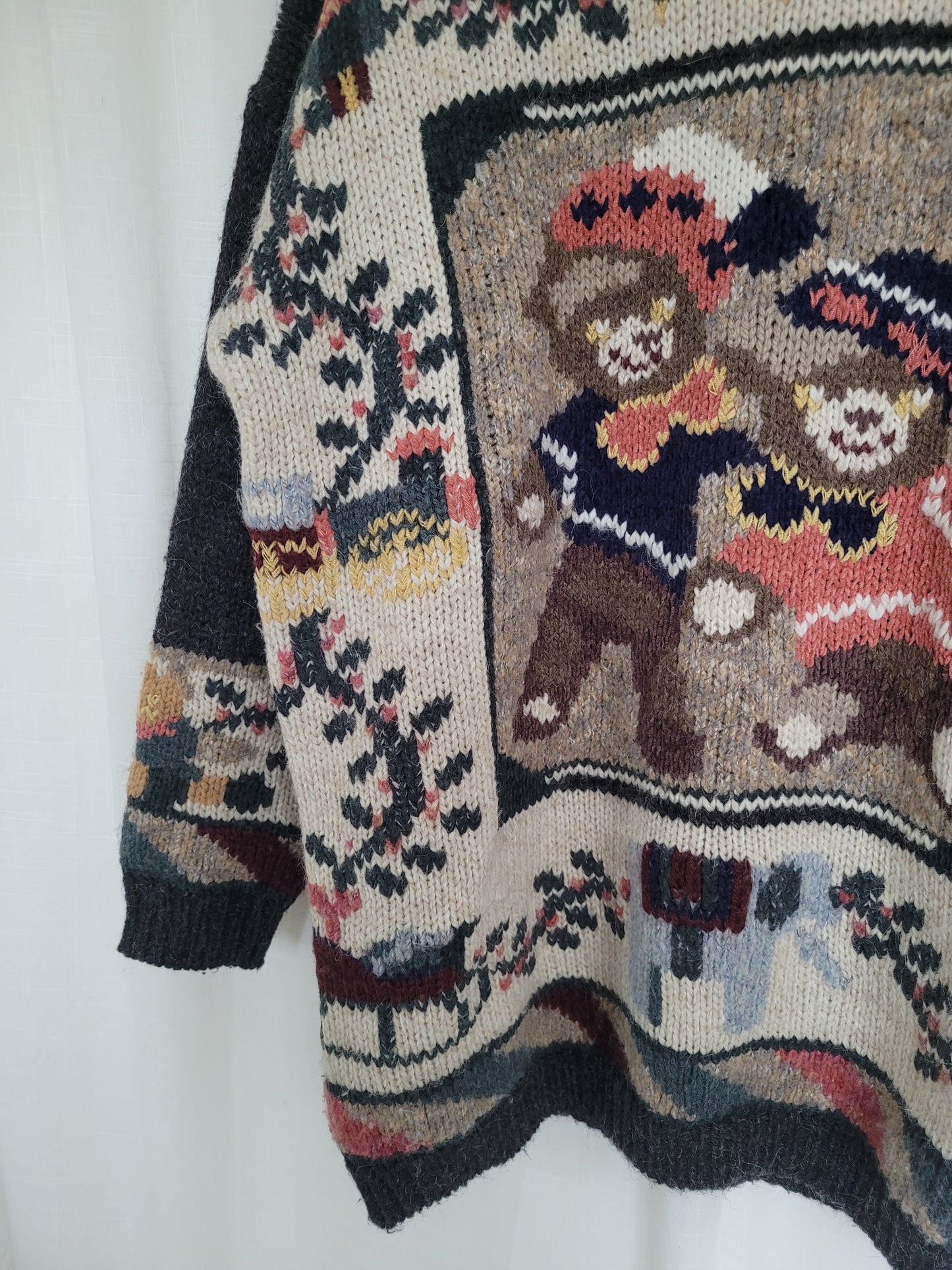 🧸 The Beary Best Days - vintage knitted sweater with the cutest bear image - size L
