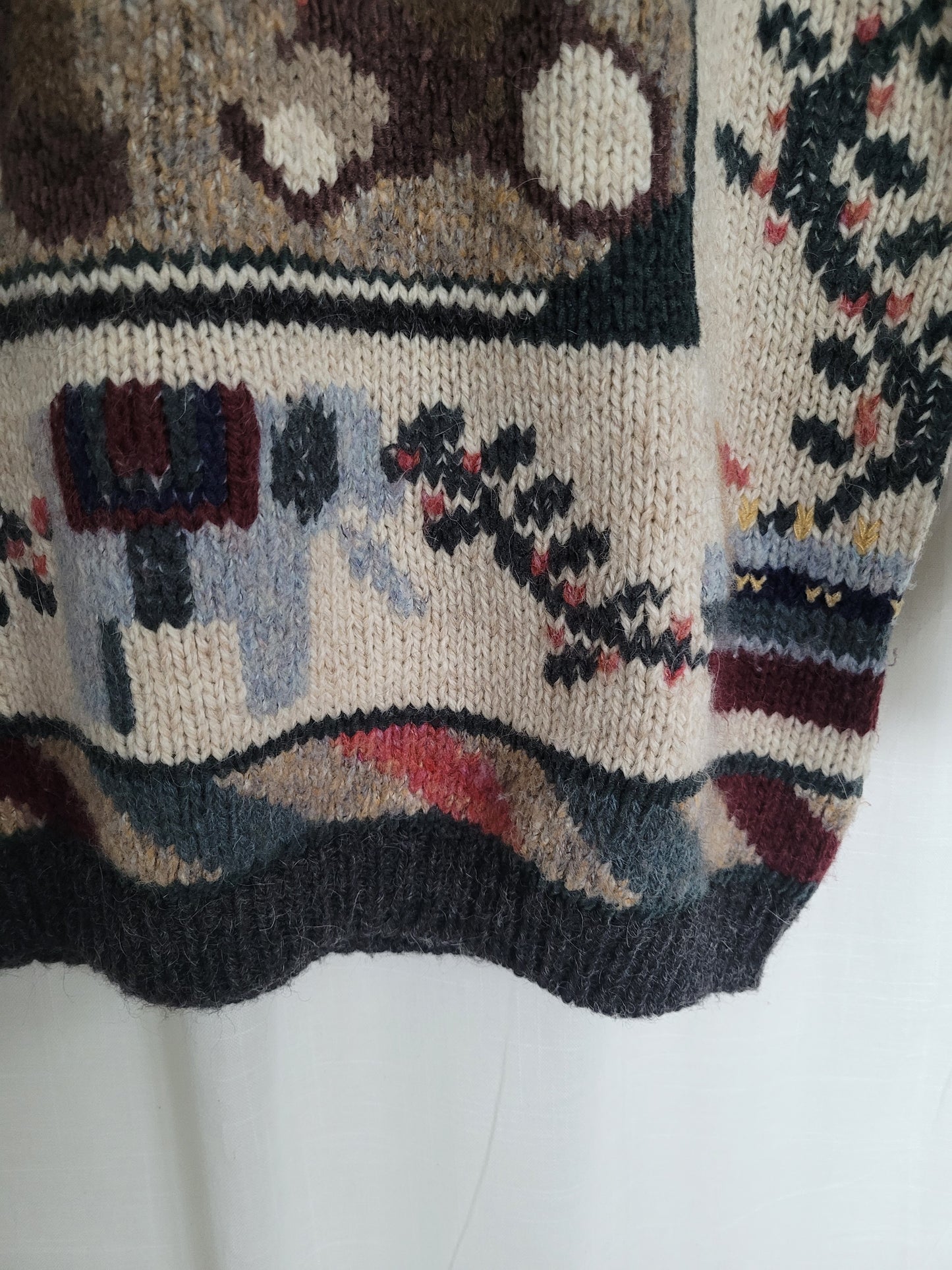 🧸 The Beary Best Days - vintage knitted sweater with the cutest bear image - size L