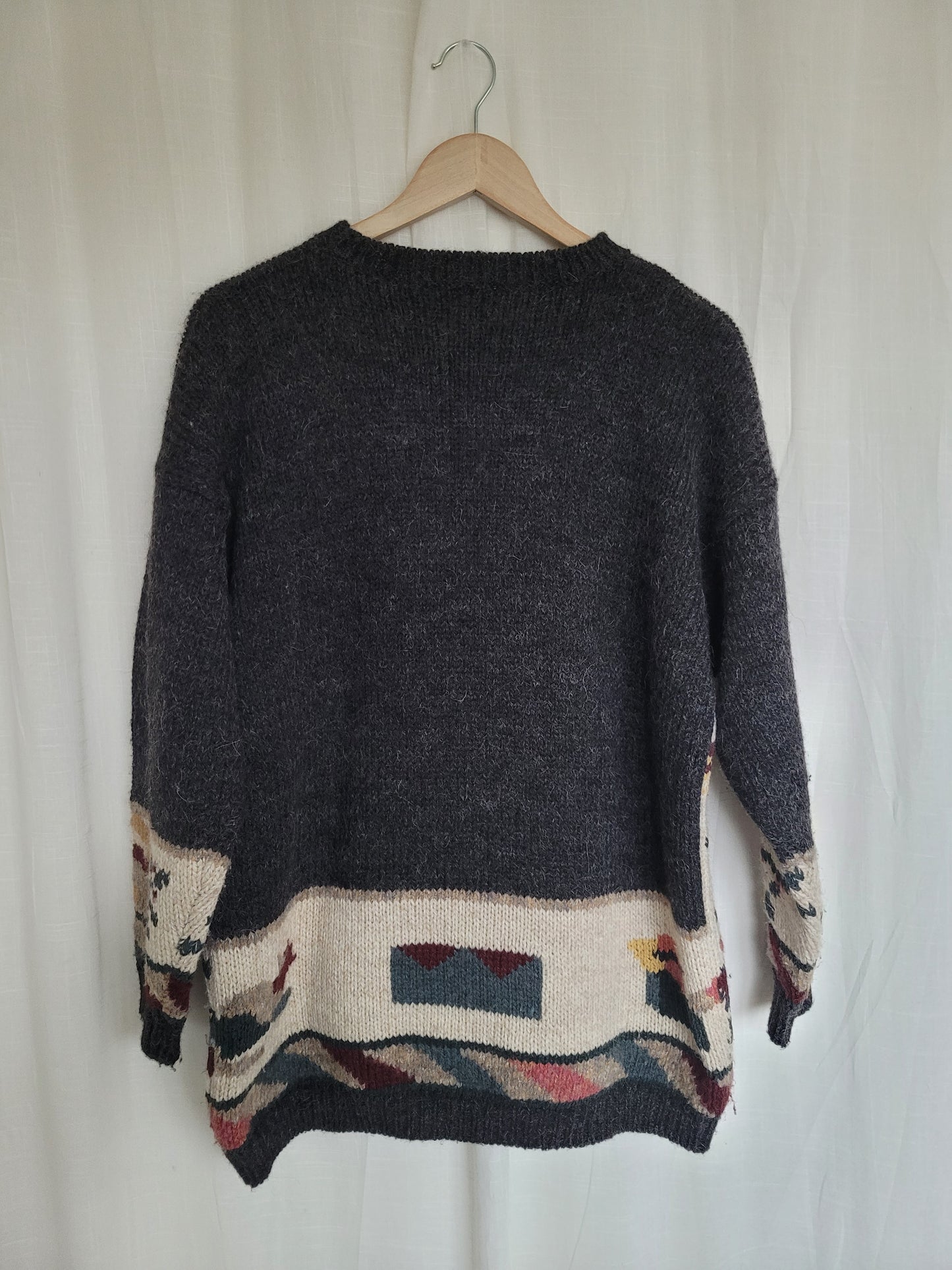 🧸 The Beary Best Days - vintage knitted sweater with the cutest bear image - size L