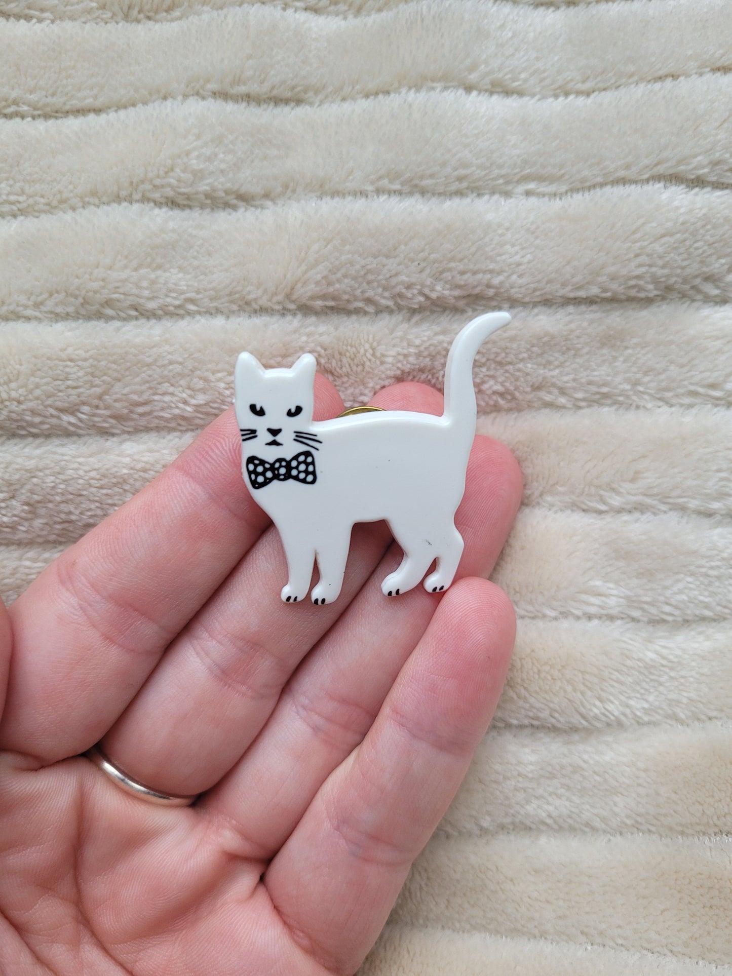 ✨ Charming Cat - vintage brooch