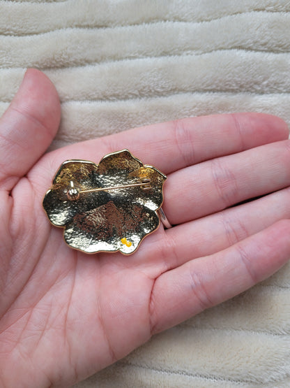 💛 Radiant Flower - vintage brooch