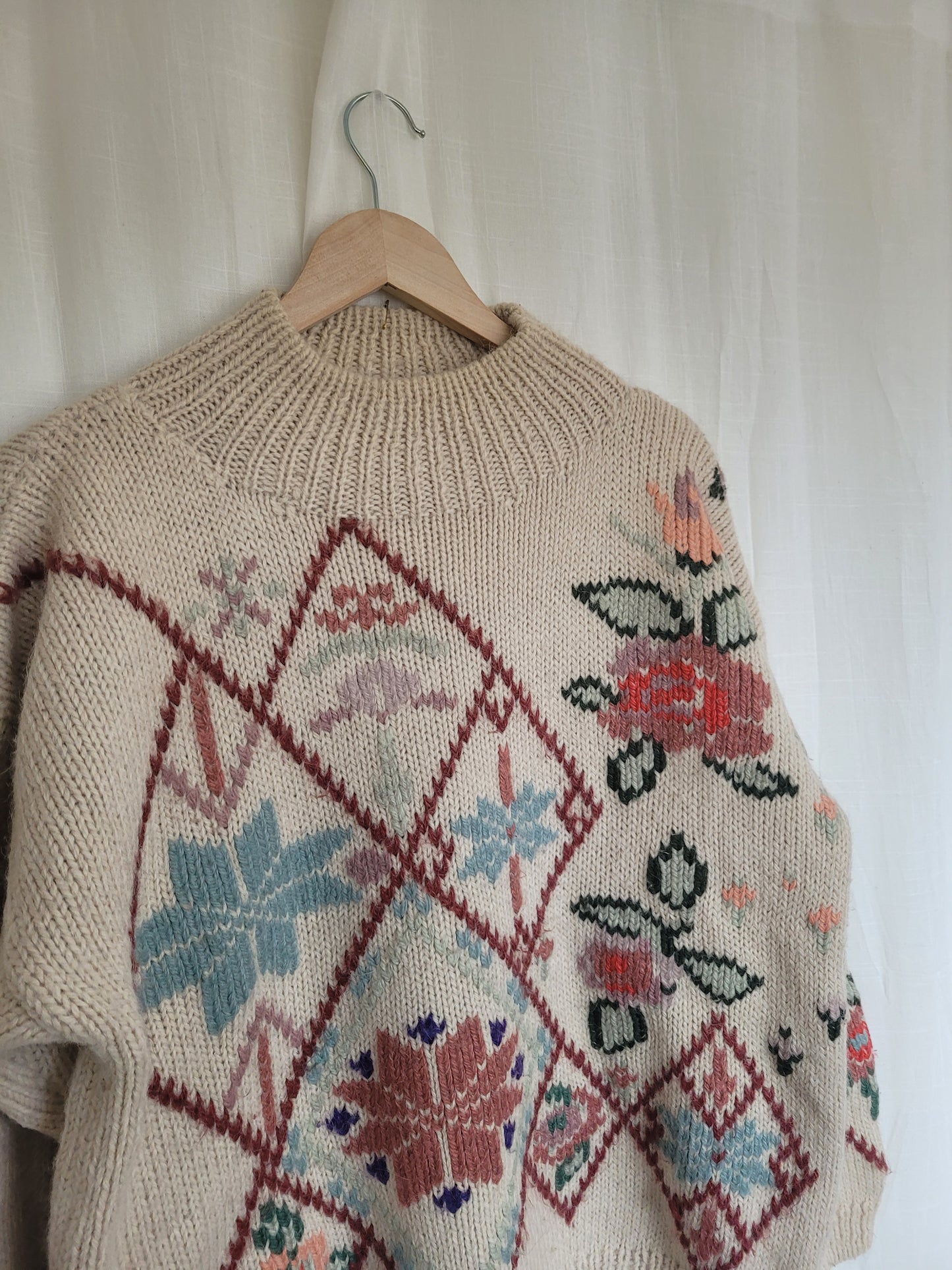 💗 Frosted Bloom Dreamscape - vintage knitted sweater with flowers and snowflakes - size XL