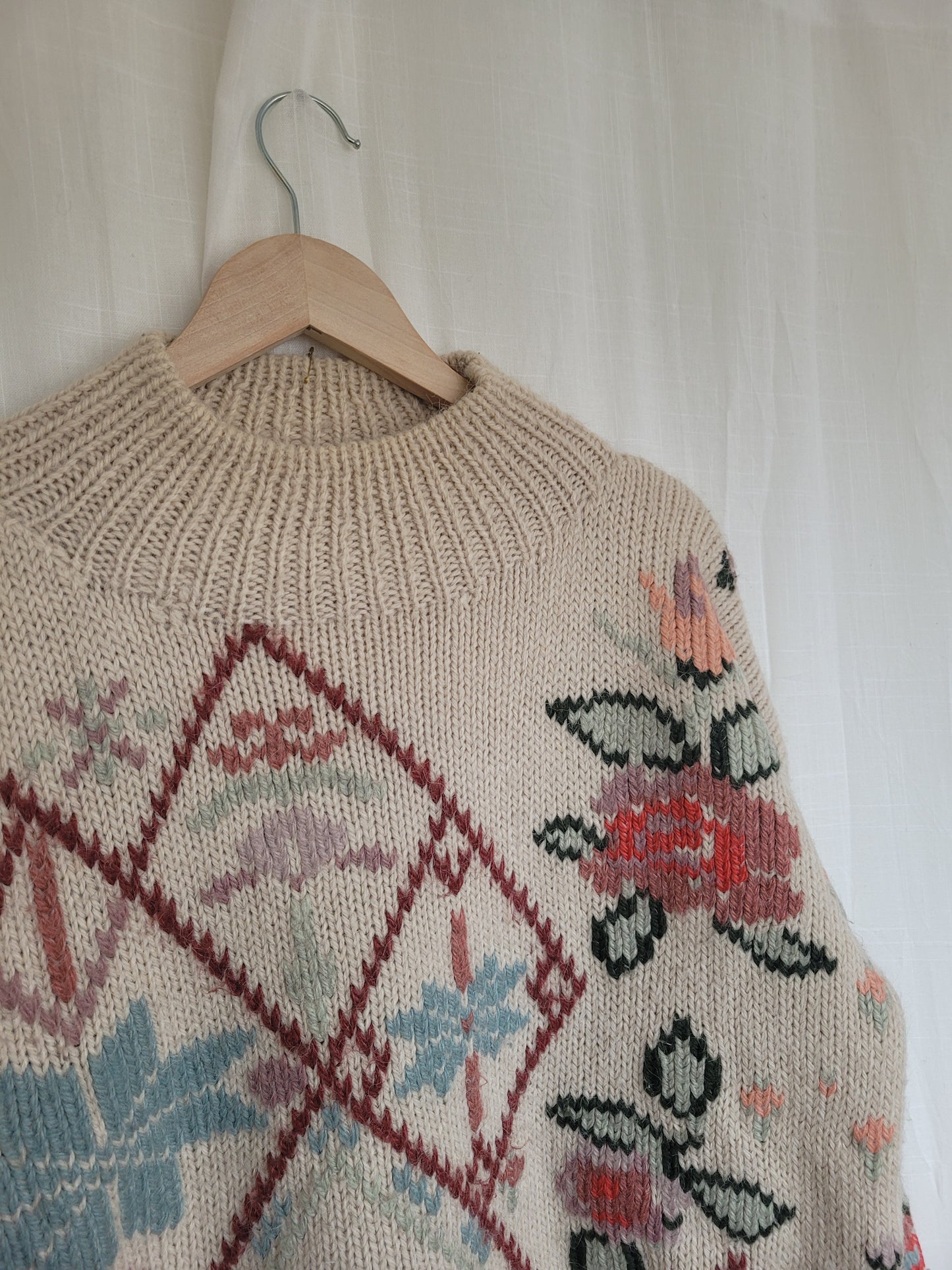 💗 Frosted Bloom Dreamscape - vintage knitted sweater with flowers and snowflakes - size XL