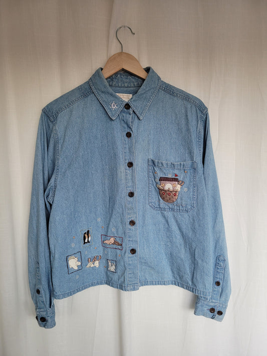 ✨ Snowy Forest Friends - lightblue vintage denim blouse with embroidered details - size L