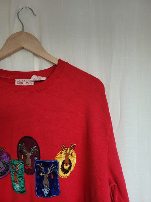 🦌 Reindeer Portraits - vintage red crewneck sweater with embroidered reindeer - size XXL